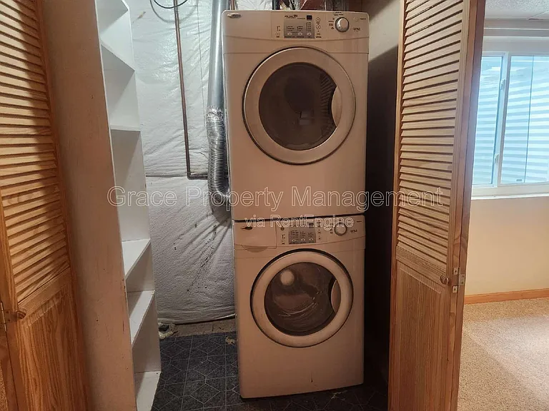 2329 Alpha Ct — Photo 17
