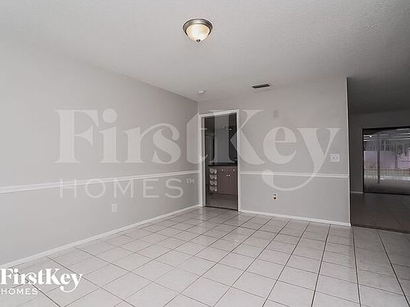 3rd image of 4201 Hollowtrail Dr