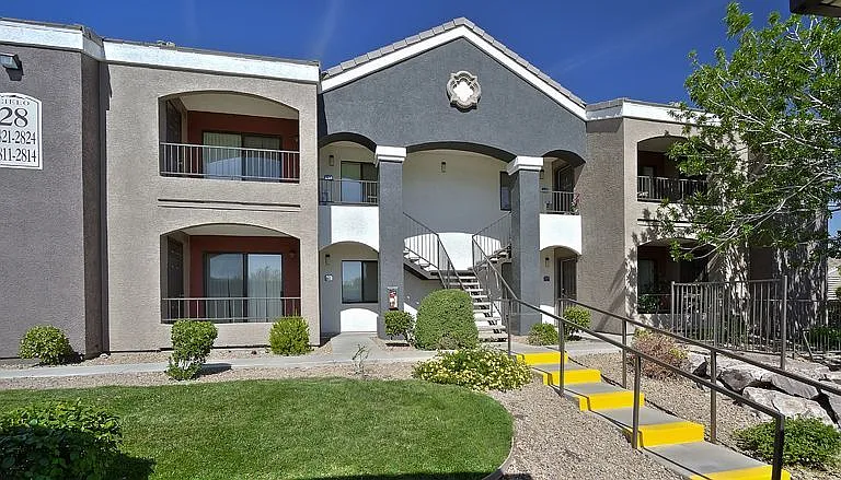 1290 W Horizon Ridge Pkwy — Photo 24