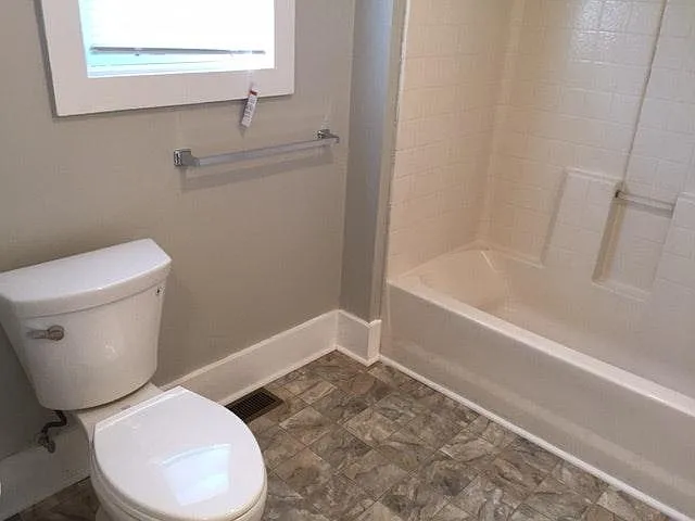 515 Camden Ave — Photo 11