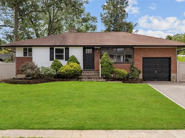 42 Rita Crescent, Commack, NY 11725