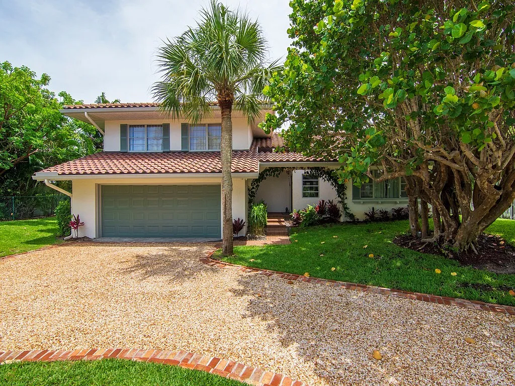 4 bed, $8,500 — Photo 3
