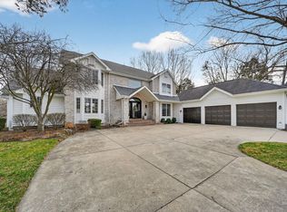 3484 Fox Chase Dr, Bristol, IN 46507