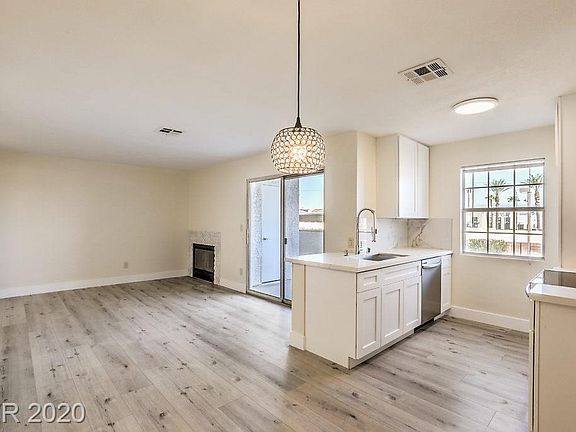 3rd image of 3150 Soft Breezes Dr APT 1185