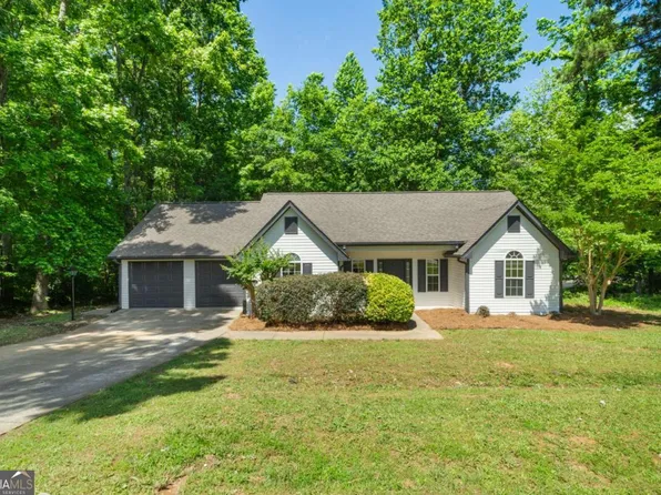 545 Willow Creek Dr, Temple, GA 30179