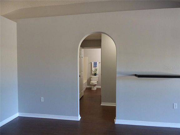 5th image of 2565 Vespero St