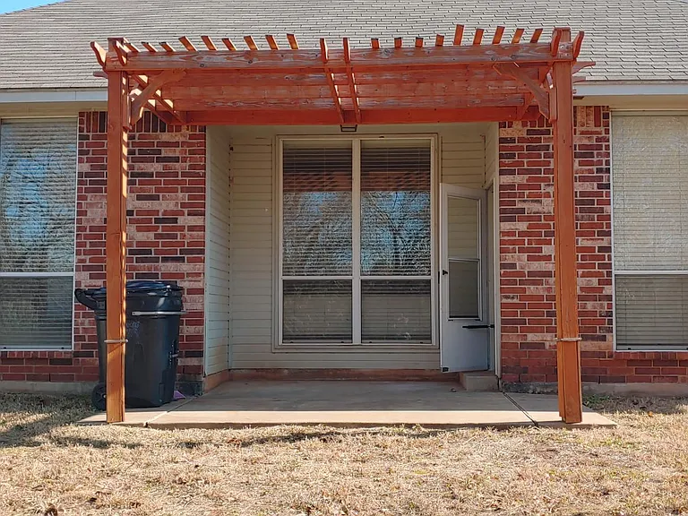 1001 Oak Creek Dr — Photo 11