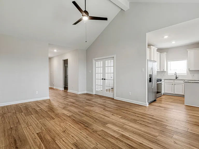 Vaulted ceiling in the family room