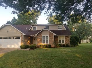 1605 Woodlawn Dr, Miami, OK 74354