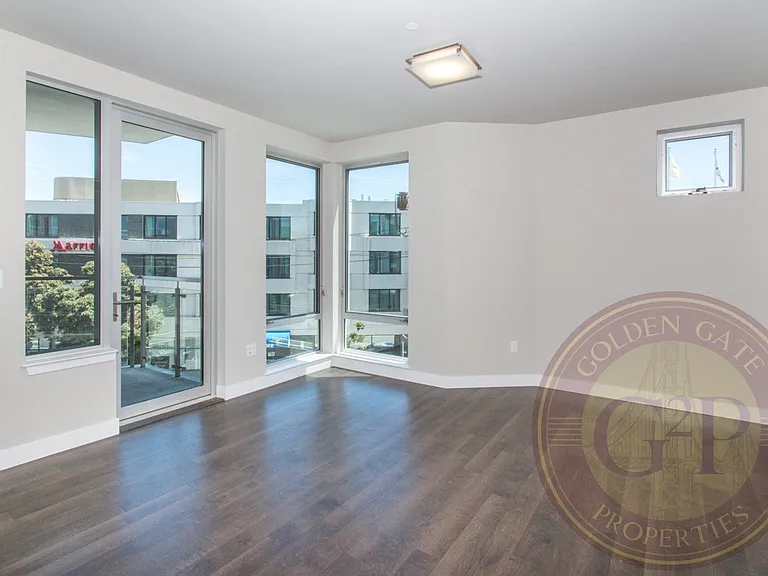 1255 Columbus Ave — Photo 10