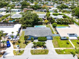 581 NW 13th Dr, Boca Raton, FL 33486