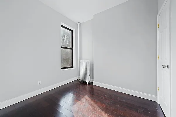 Rented by Nooklyn NYC LLC | media 12