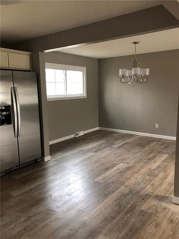 1309 Avalon Dr photo 1