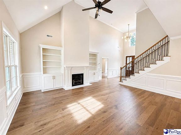 5th image of 1007 Meredith Dr