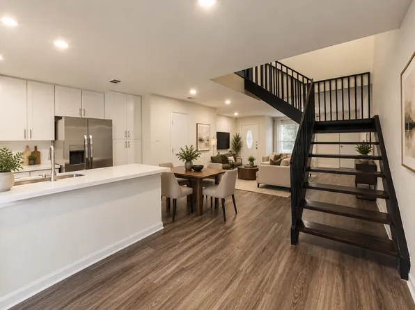 Roundhill Townhomes