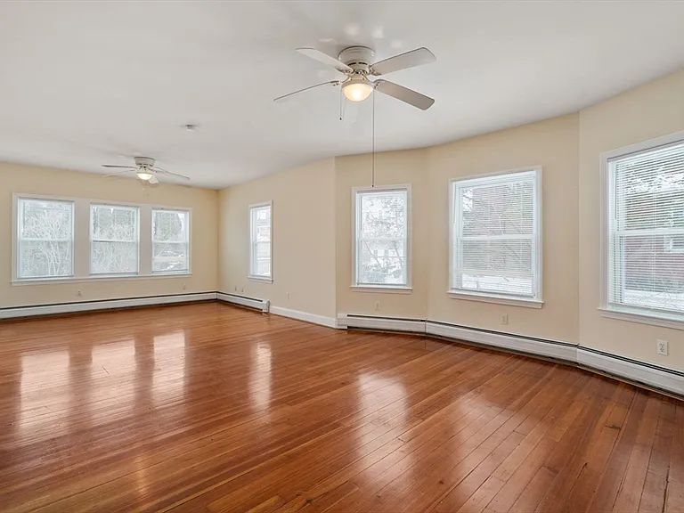 25-27 Lafayette St #1 — Photo 8