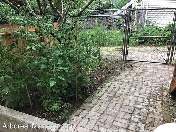 3rd image of 703 30th Ave #10288455