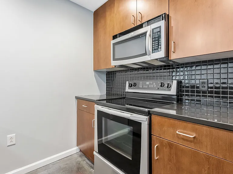 415 Church St #2107 — Photo 12