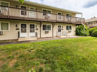 31 Bostwick Arms #31, New Milford, CT 06776