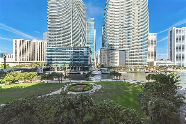 1 bed, $4,000 — Photo 2