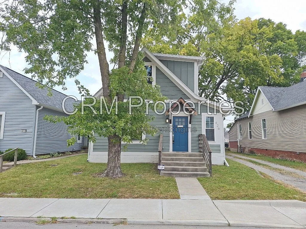 4 bed, 2.5 bath, 3360 sqft, $3,100 — Photo 2