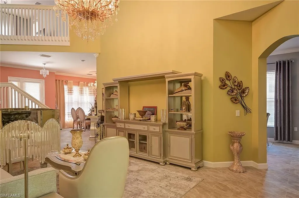 3 bed, 2.5 bath, 2376 sqft, $6,000 — Photo 4