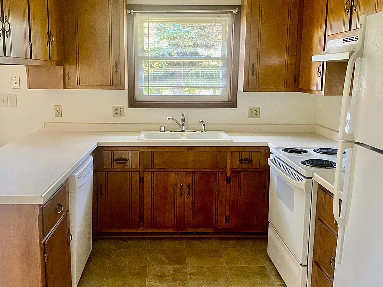 2762 Finger Rd #2762 — Photo 3