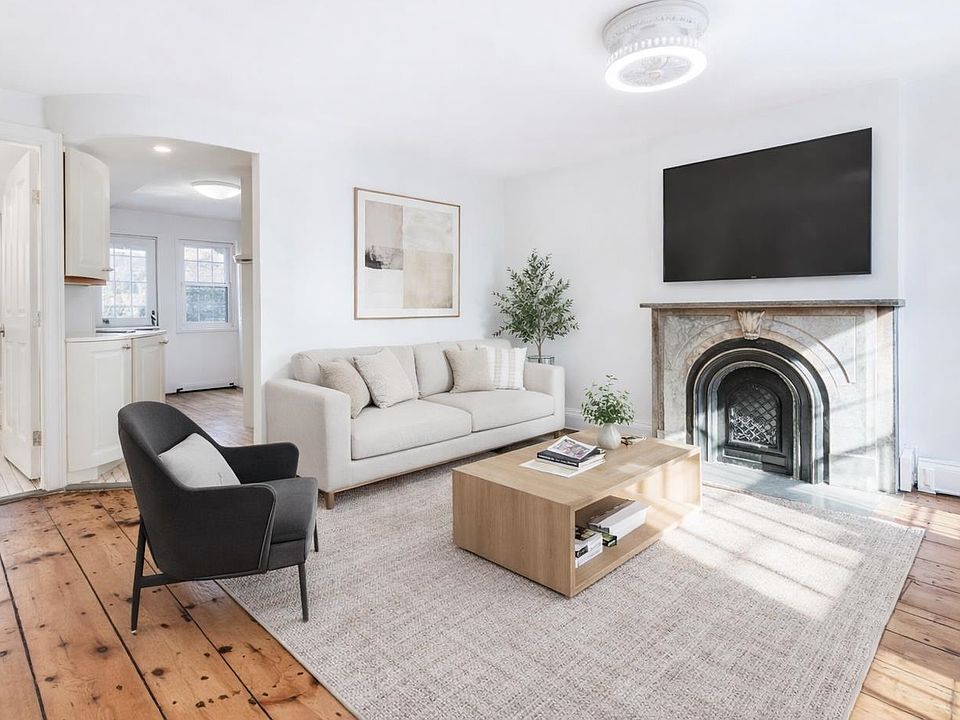 1st image of 145 Halladay St #1