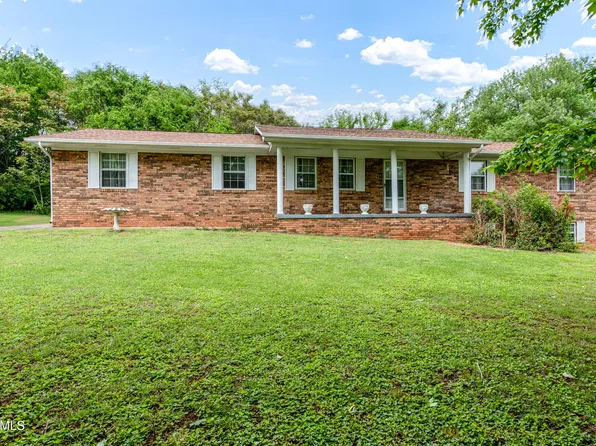 832 Mimosa Heights Dr, Louisville, TN 37777