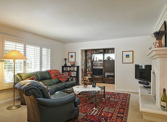 4th image of 1810 Newcastle Dr