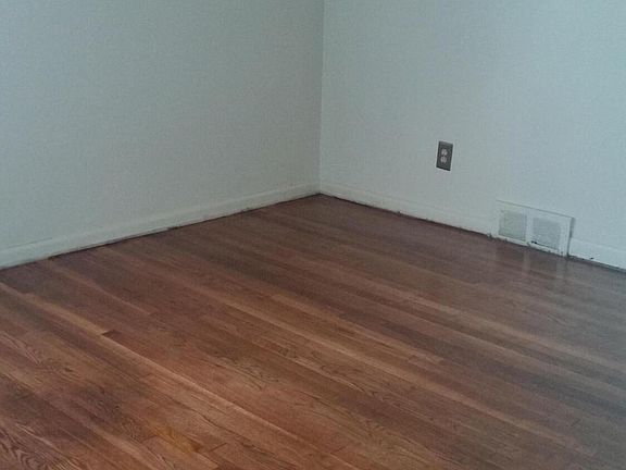 3rd image of 14711 Rosemary St