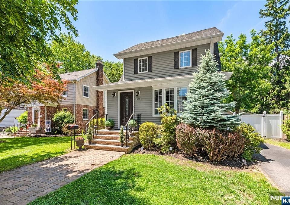 1st image of 254 Elm Ave