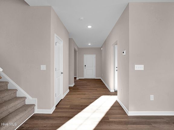5th image of 266 Palomo Place