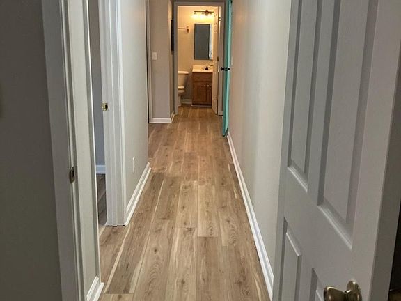 3rd image of 522 N Main St #304