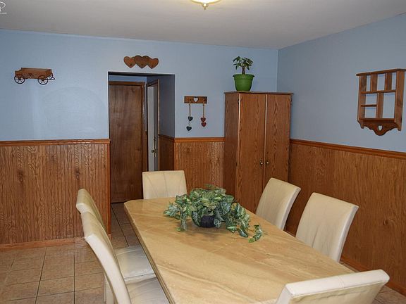 4th image of 6347 Woodsdale Dr