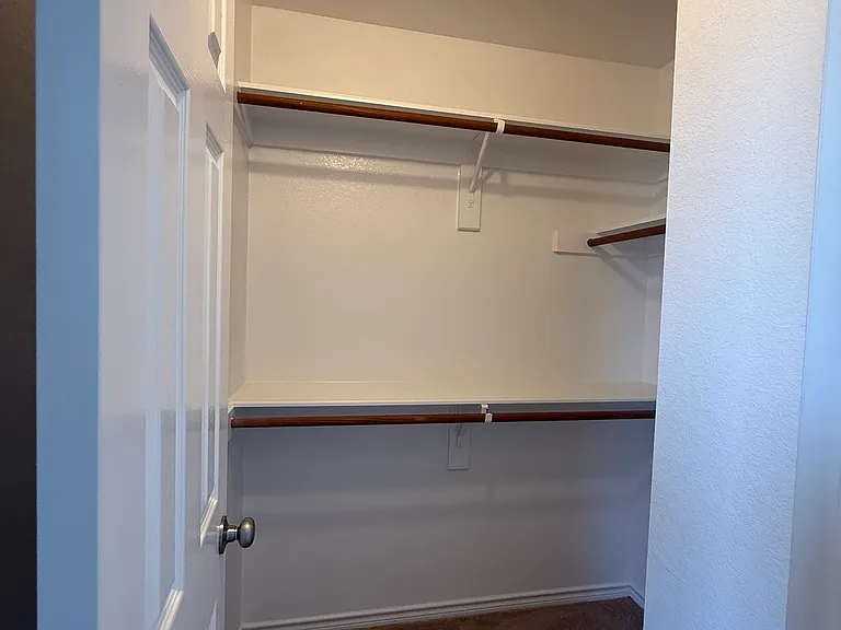 1220 Resaca Dr — Photo 16