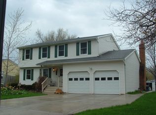 118 Heritage Farm Rd, Buffalo, NY 14218