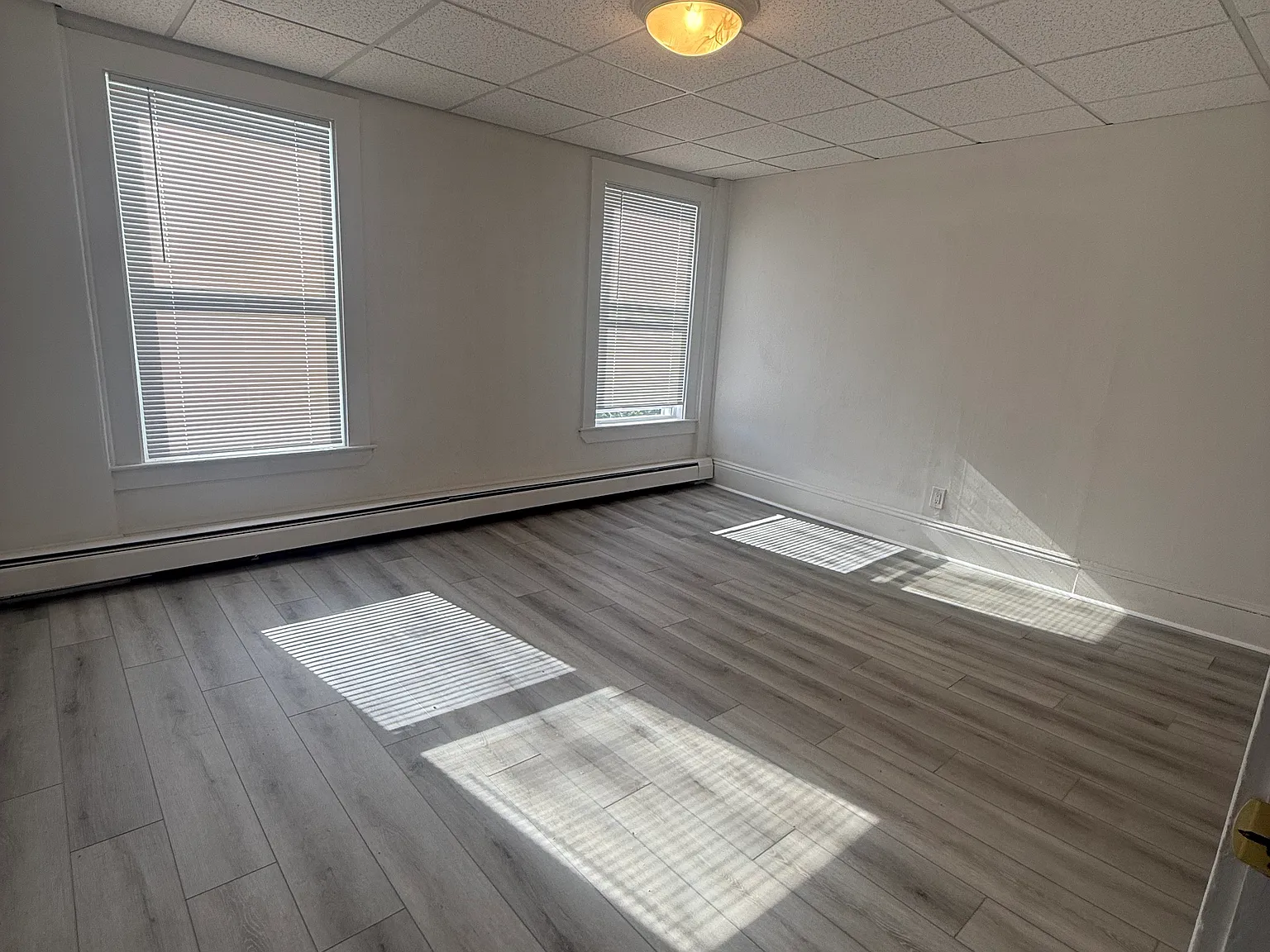 1 bed, $2,000 — Photo 2