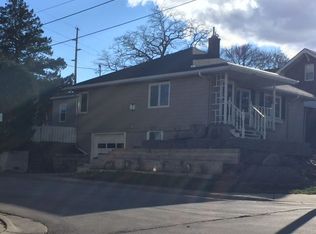 2020 Rosedale Ave, Dubuque, IA 52001