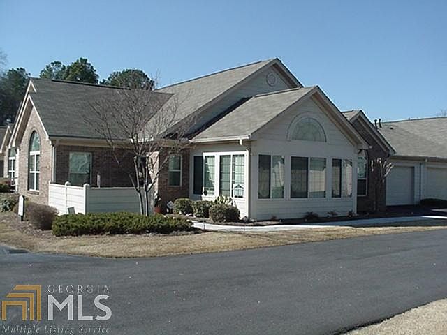 1st image of 1600 Silver Summit Dr SE