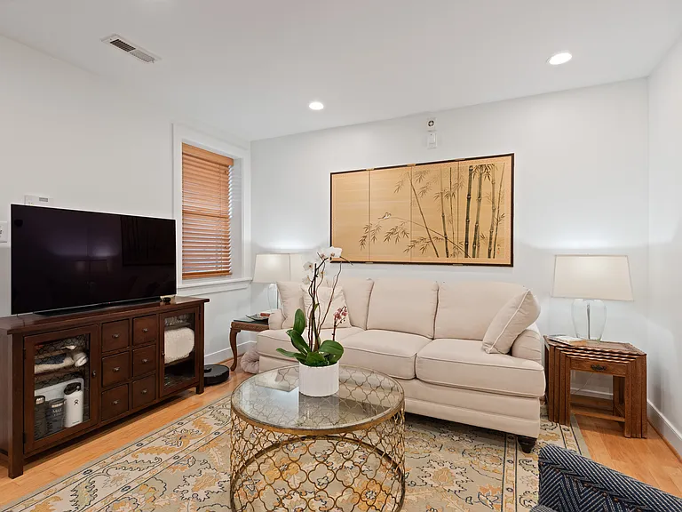 424 E Capitol St NE #3 — Photo 7