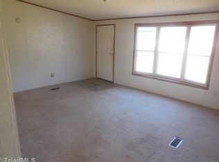 9587 Cherry Grove Rd, Reidsville, NC 27320