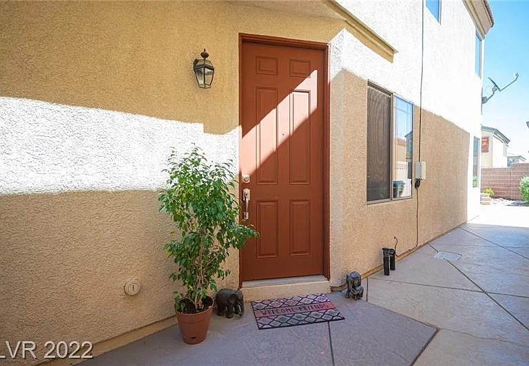 7554 Holiday Hills St — Photo 13