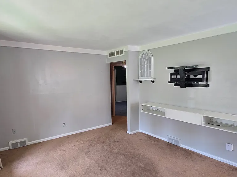 331 S Chocolay Ave — Photo 8