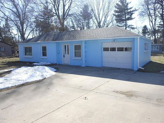 5th image of 3445 Butternut Dr