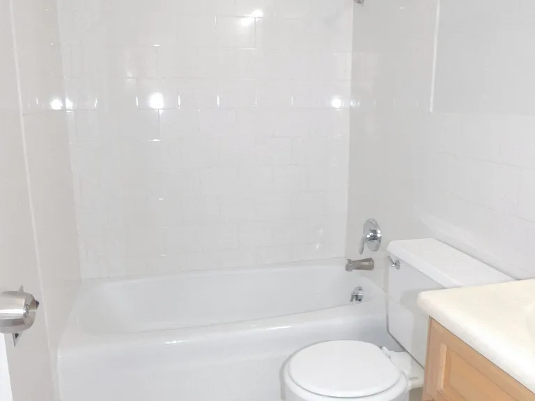 2610 Central Street — Photo 15