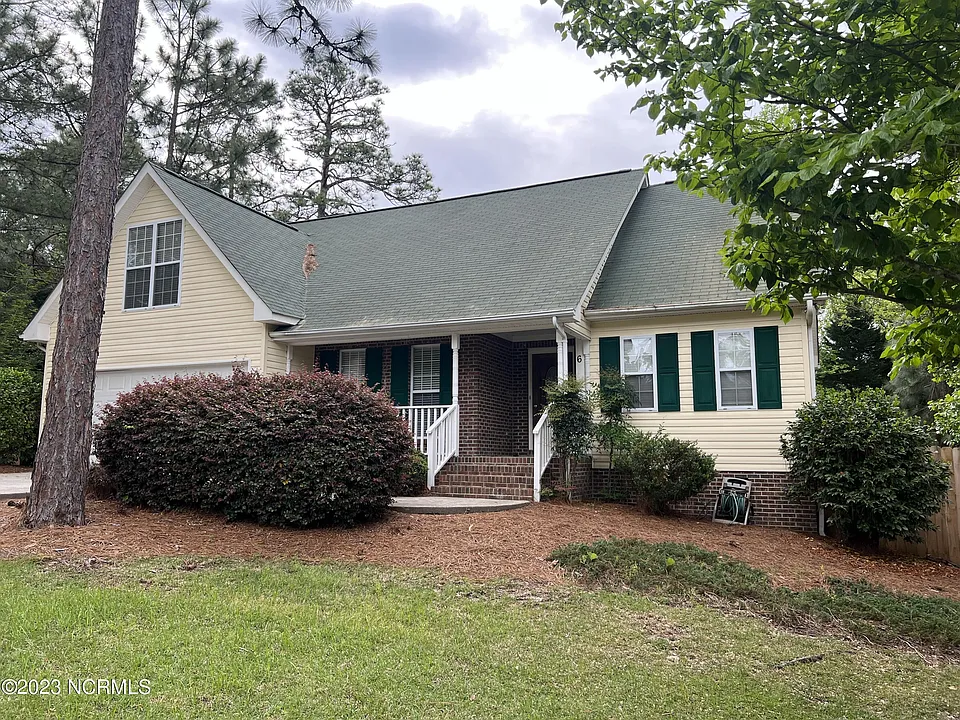6 Pierce Pl