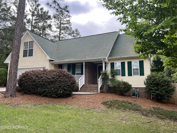 6 Pierce Pl, Pinehurst, NC 28374