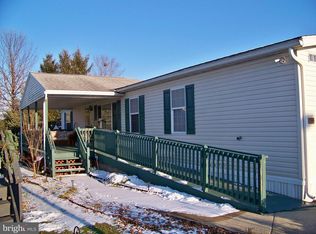 140 Tulip Cir, Ephrata, PA 17522