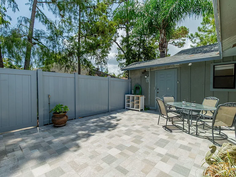 1073 Goldenrod Rd — Photo 7